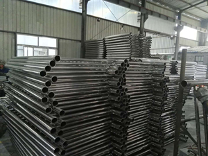 江蘇201不銹鋼復(fù)合管欄桿 江蘇201不銹鋼復(fù)合管欄桿