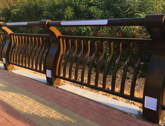 �����o��